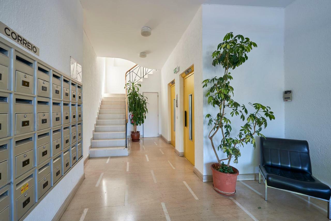 Beachfront Cascais,Estoril Apartment Екстер'єр фото