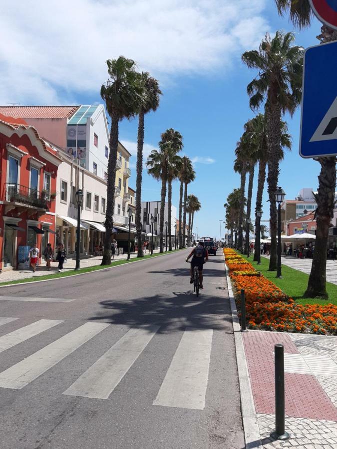 Beachfront Cascais,Estoril Apartment Екстер'єр фото