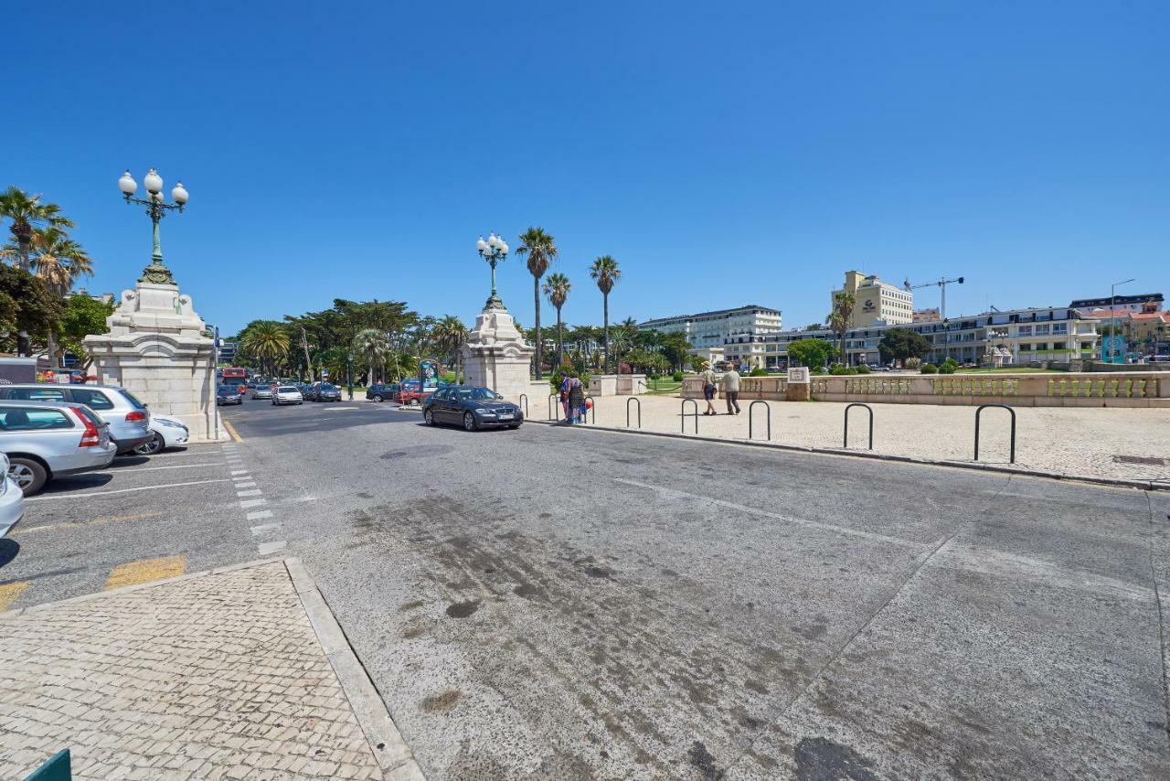 Beachfront Cascais,Estoril Apartment Екстер'єр фото